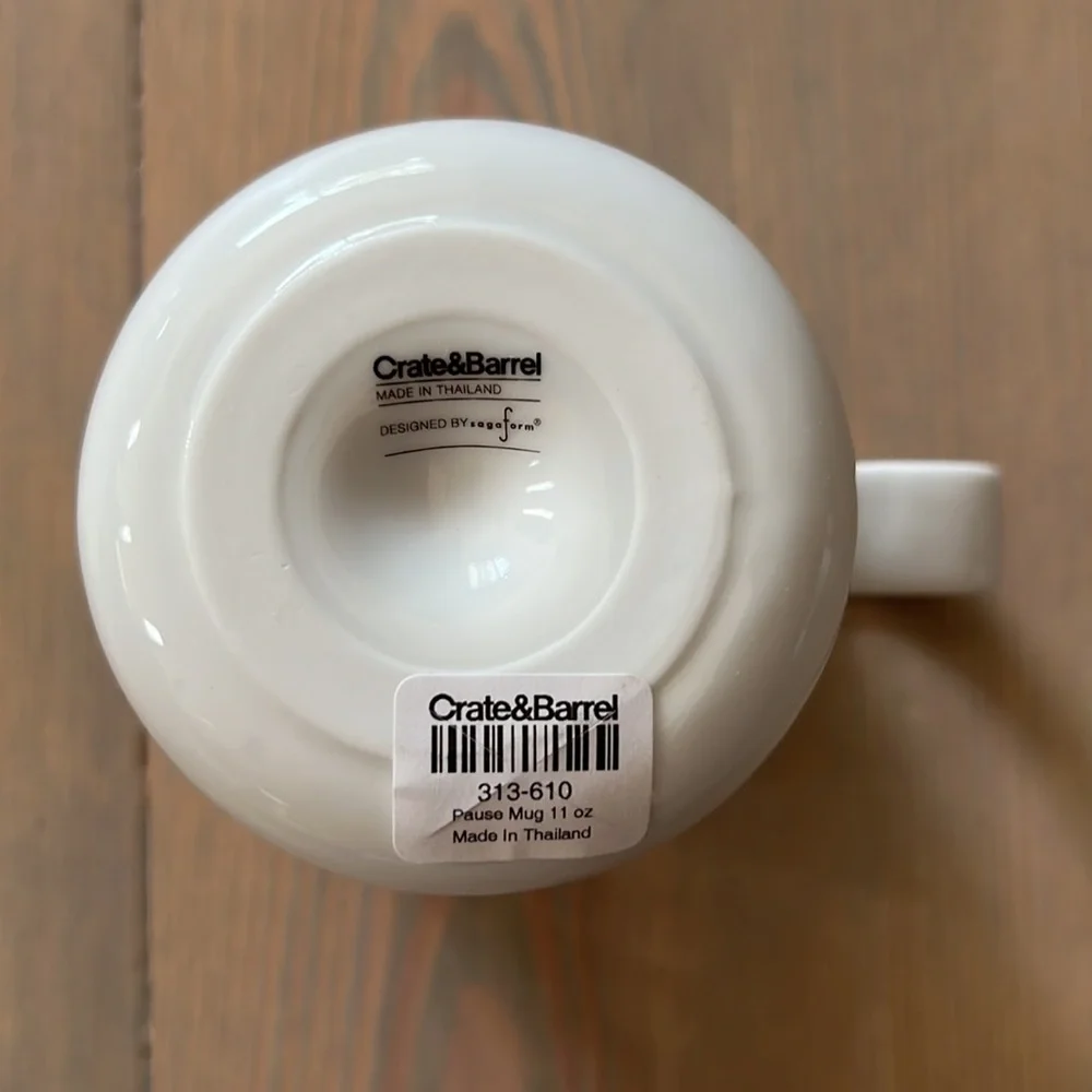 NWT Crate & Barrel Sagaform Set of 8 White Ceramic Mugs